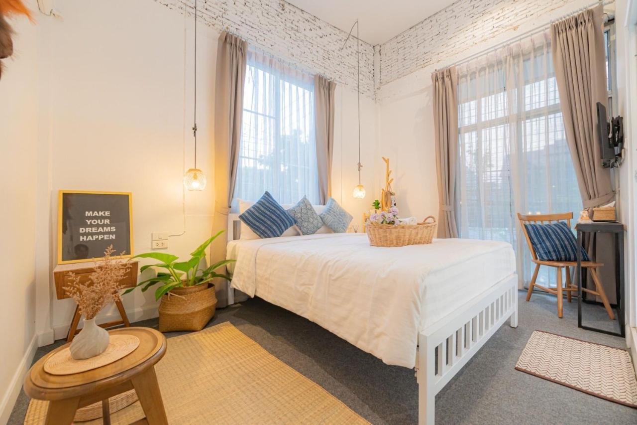 Hostel Oon Poshtel X Cafe Čiang Mai Exteriér fotografie